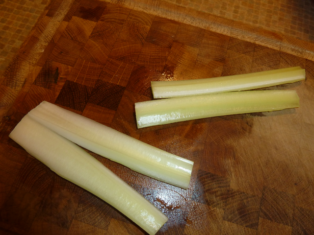 Preparing celery 2