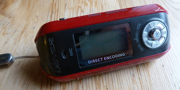 iRiver iFP-899 front