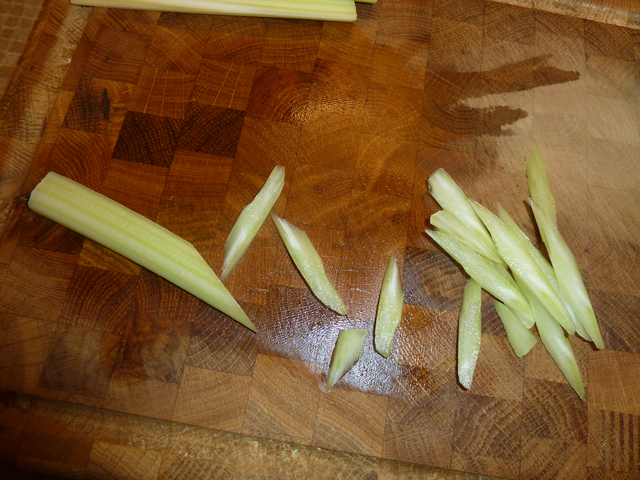 Preparing celery 3